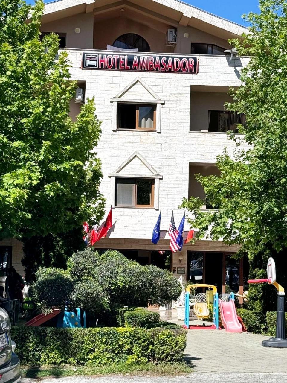 Hotel Ambasador Garden Lezhë Eksteriør billede