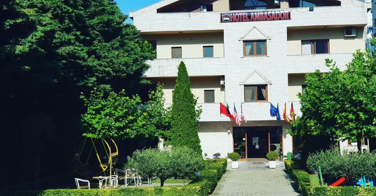 Hotel Ambasador Garden Lezhë Eksteriør billede
