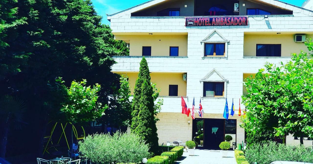 Hotel Ambasador Garden Lezhë Eksteriør billede